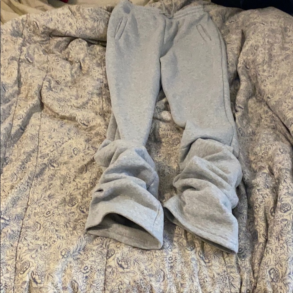 Stacked pants